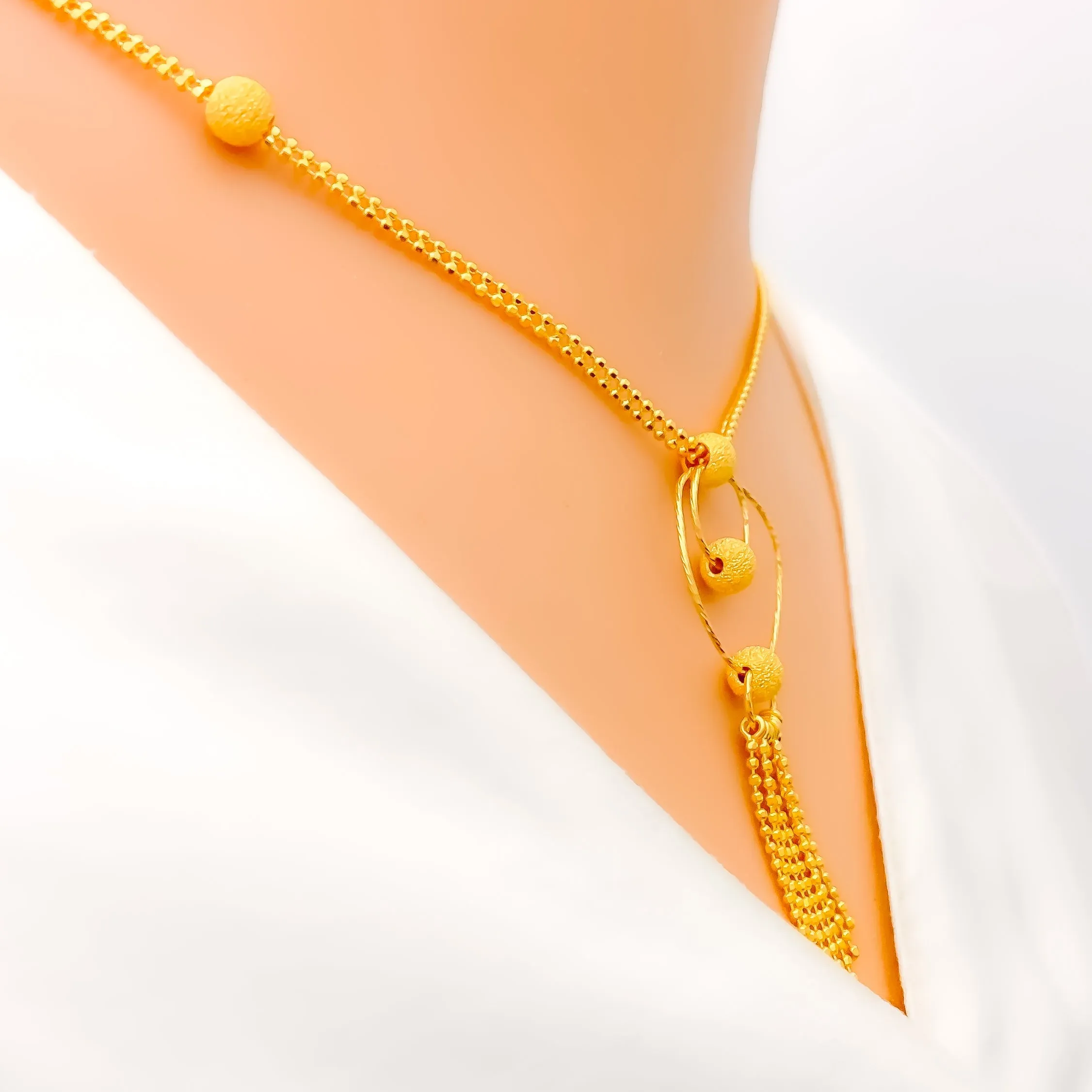 Attractive Chandelier 22k Gold Set