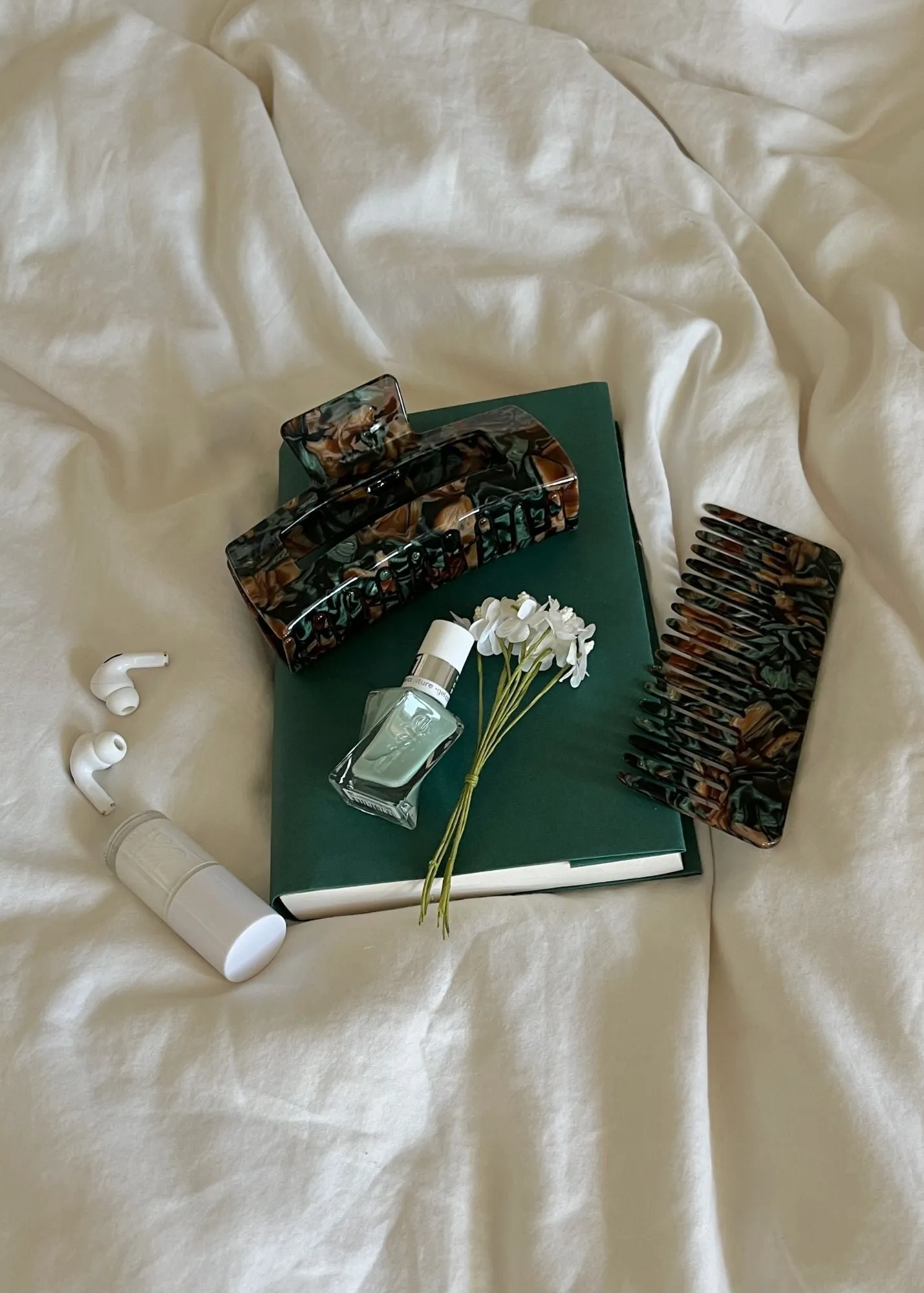 Aura Comb