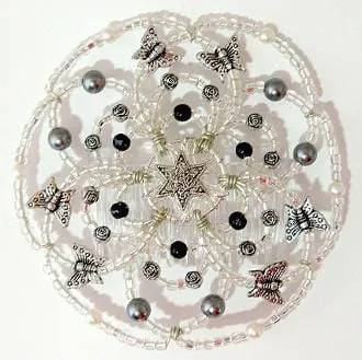Beaded Kippah For Women In 50 Color Designs !