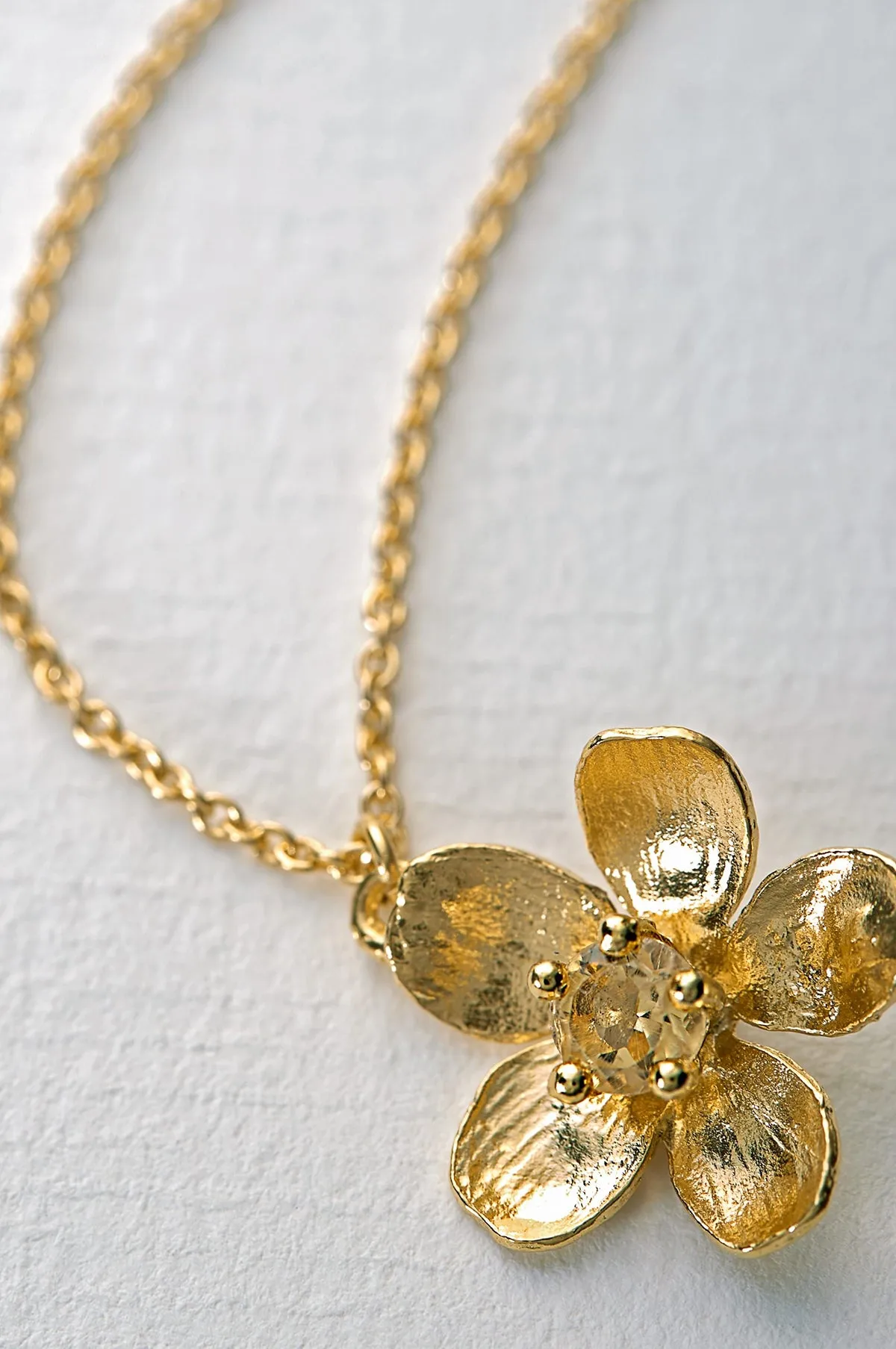 Citrine Buttercup Necklace Gold