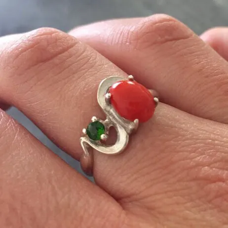 Genuine Emerald Ring - Vintage Wave Ring - Two Stone Green Ring