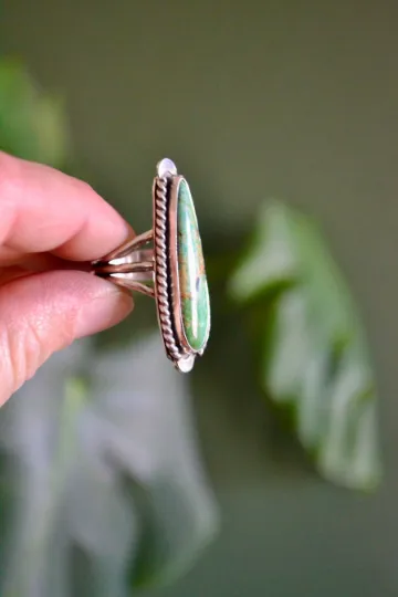 Native American Elongated Teardrop Turquoise Ring