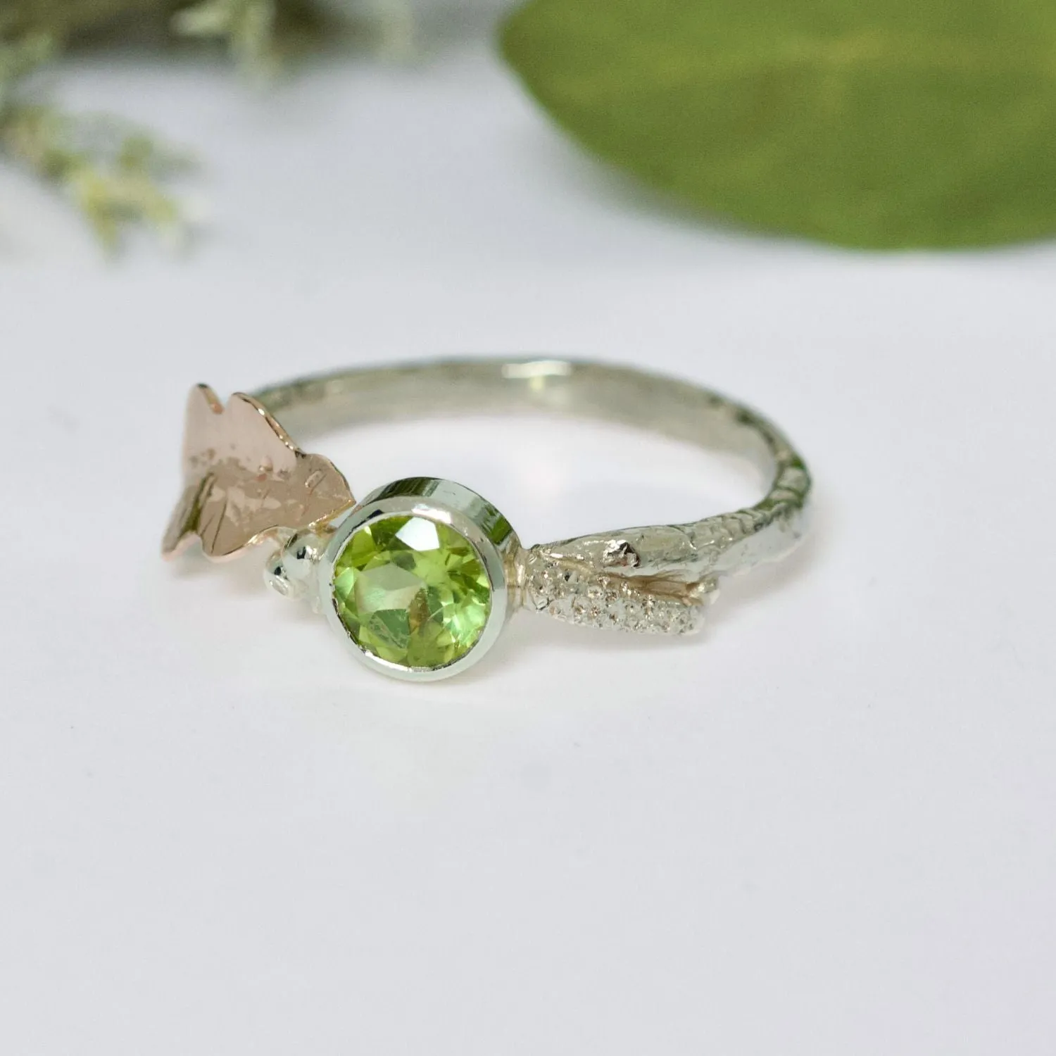 Peridot Gold Oak Leaf Ring