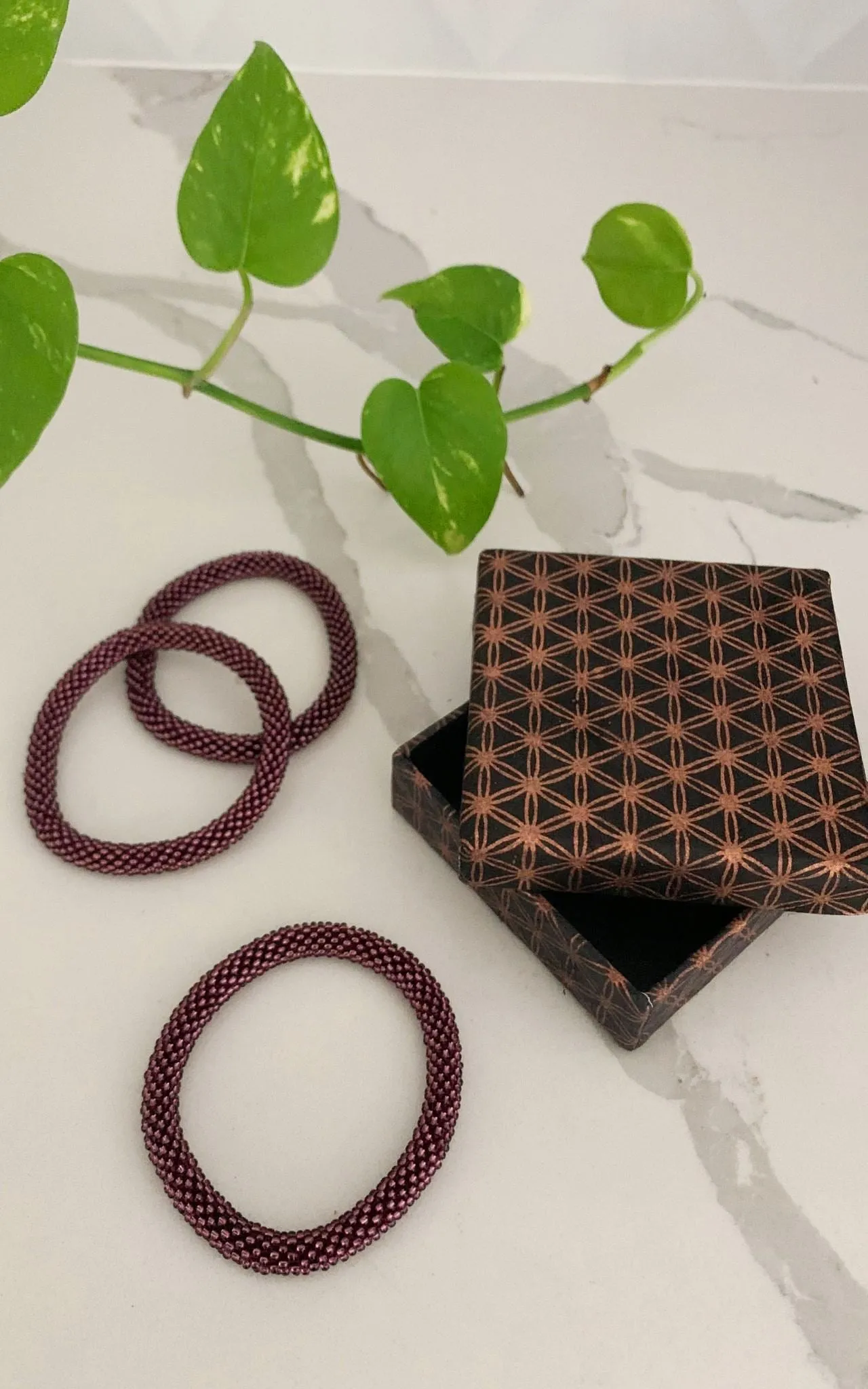 Rolling Beaded Bracelet - Maroon
