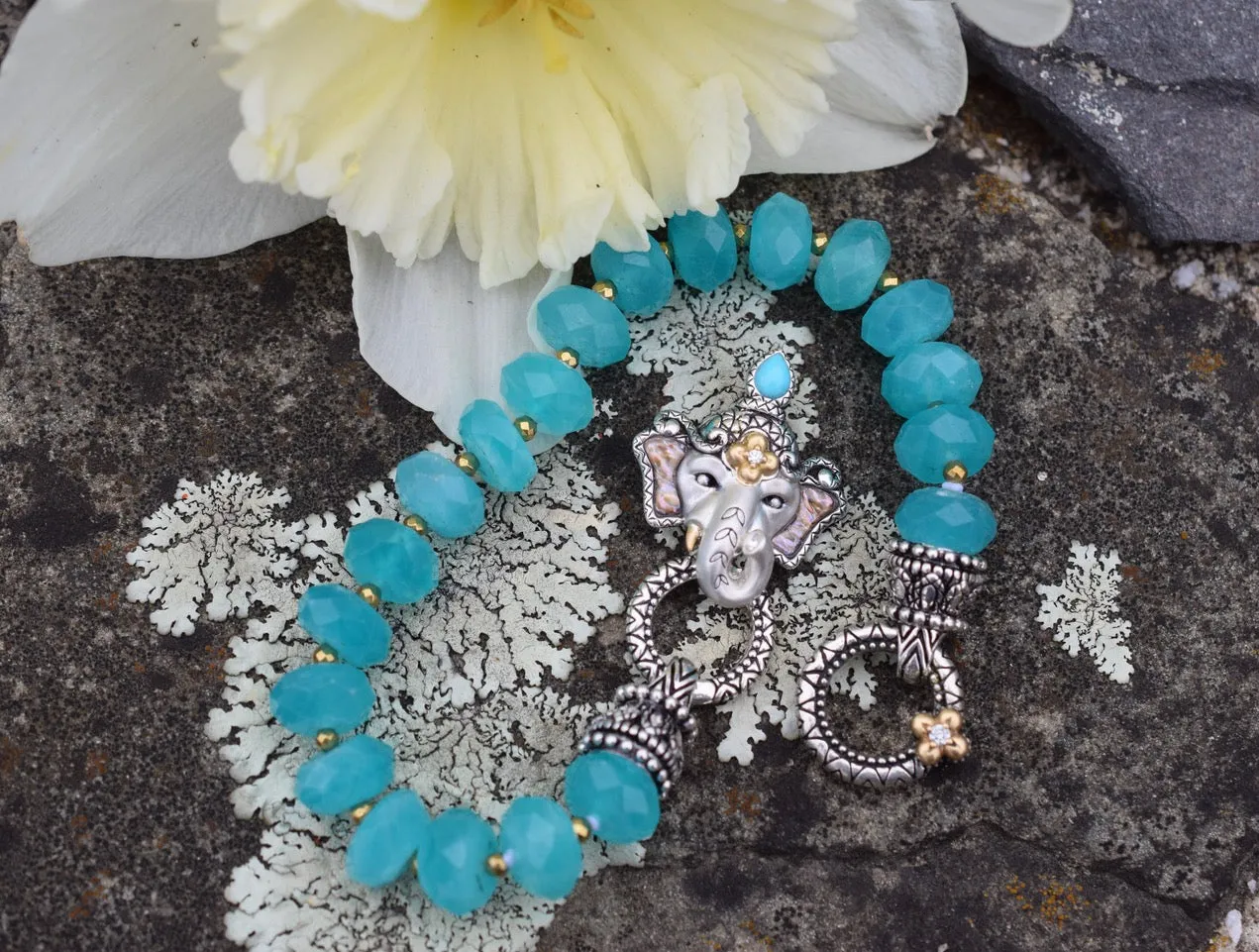 Signature Collection Bead Bracelet –Blue Chalcedony (Advanced Order)