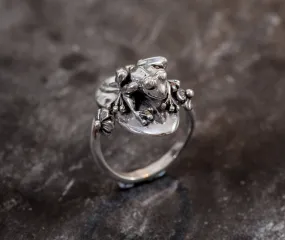 Silver Frog Ring - Small Frog Ring - Silver Animal Ring