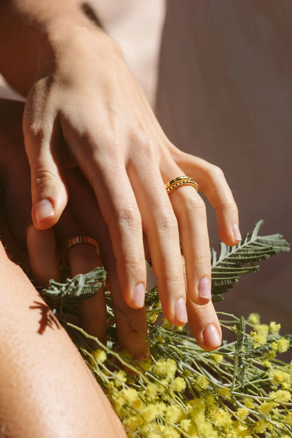 Small dots stacking ring gold plated