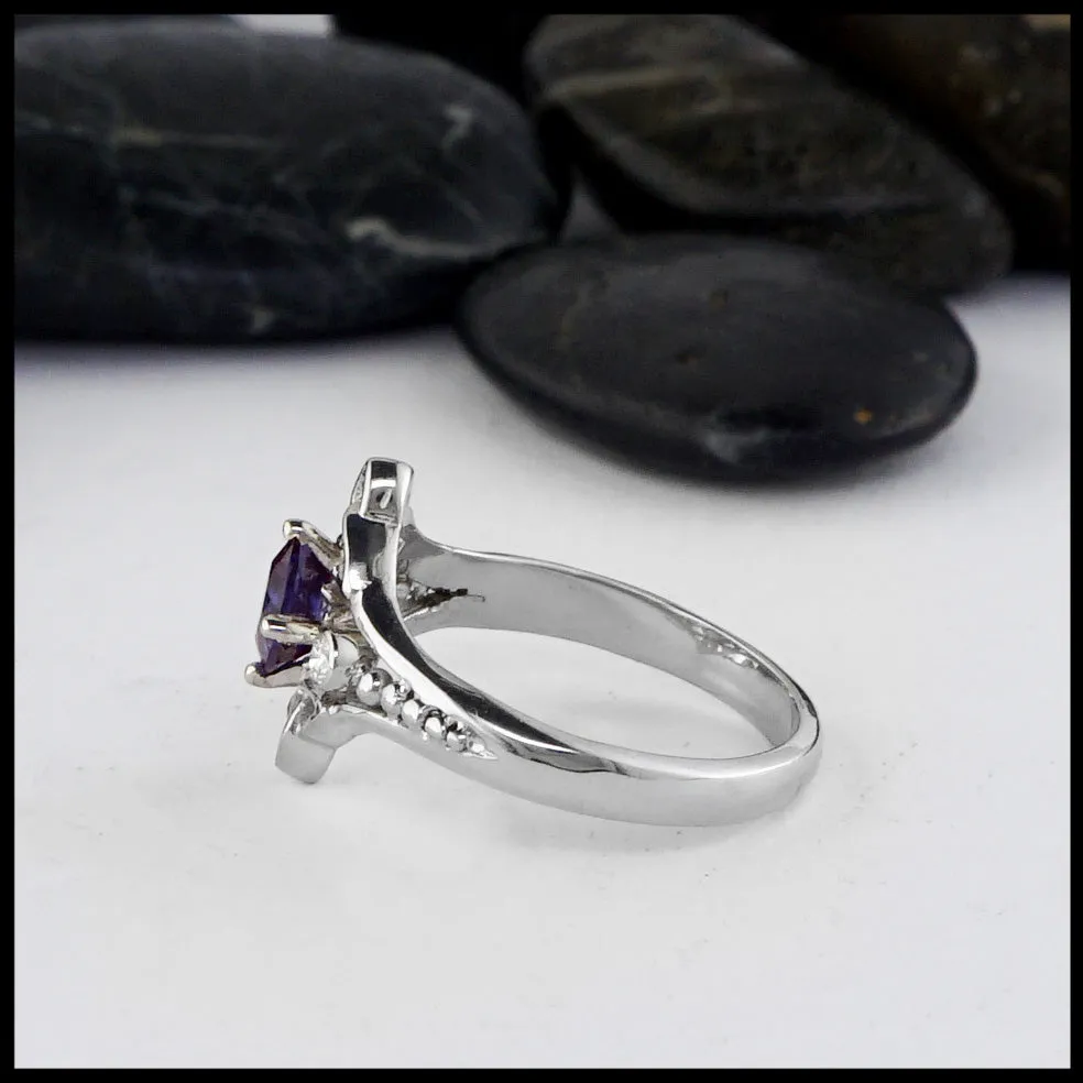 Trinity Knot Ring with Lab-Grown Alexandrite