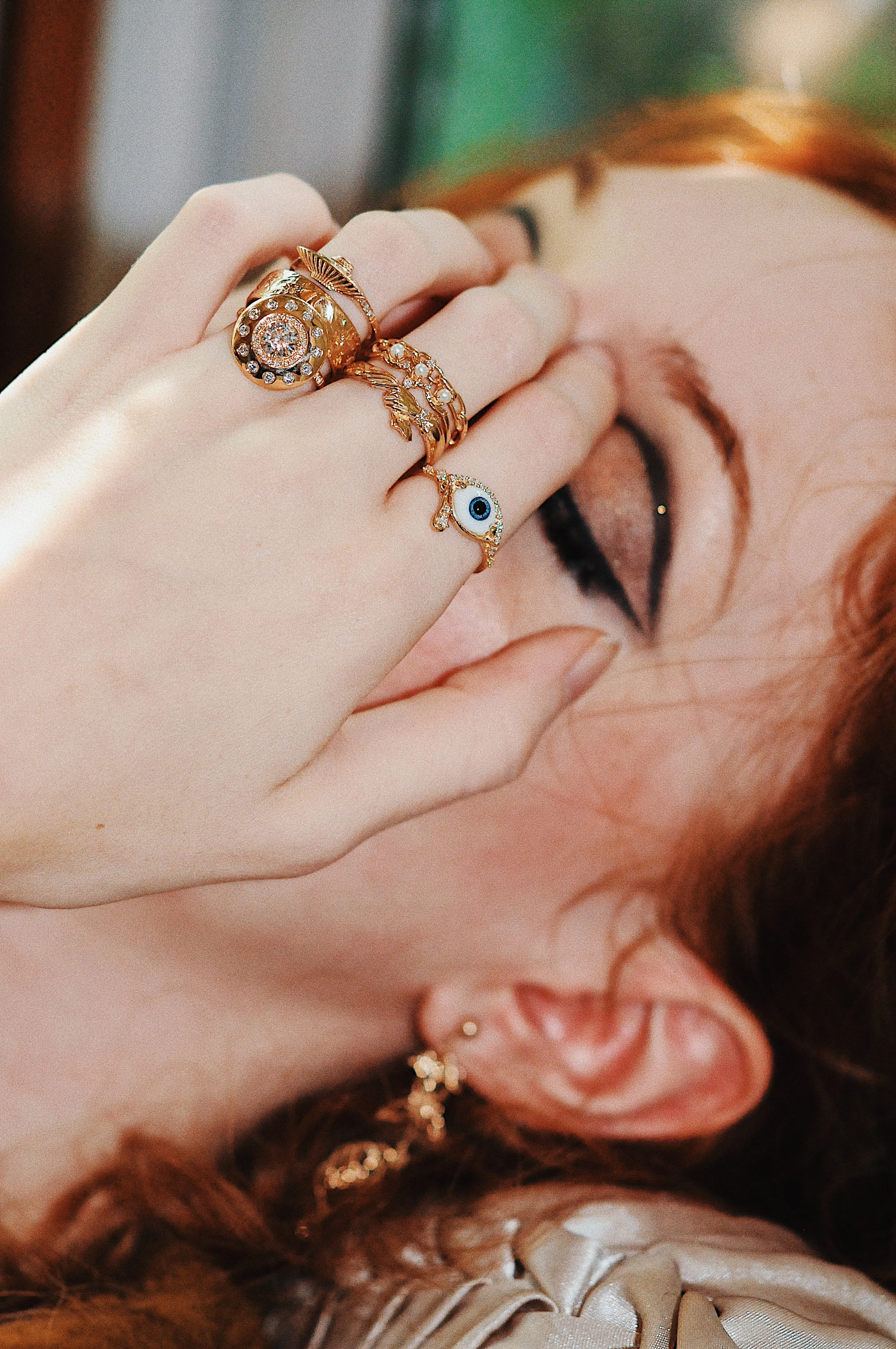 Urobune Queen UFO Ring