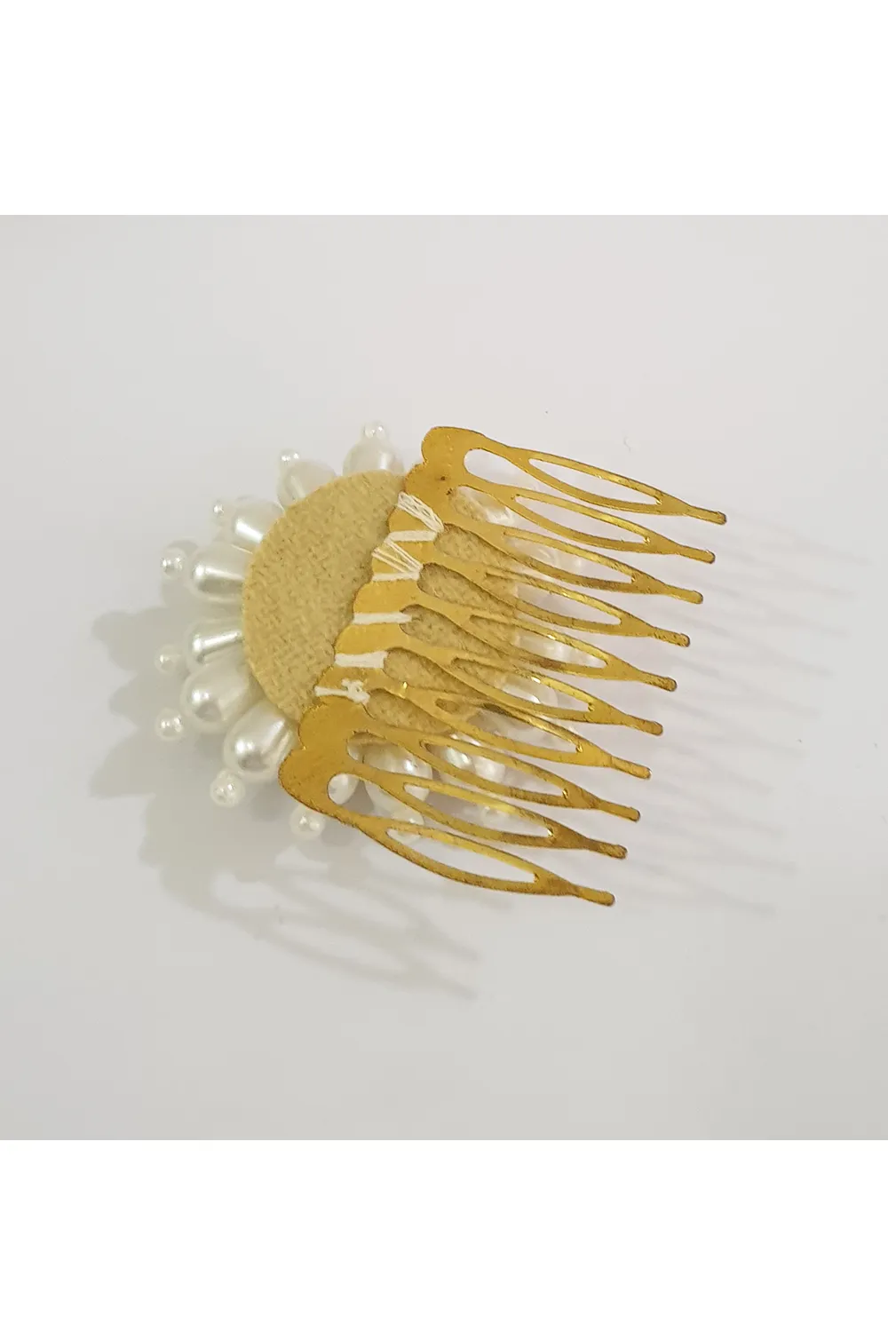 White And Golden Flower Hair Comb Clip